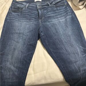 BKE Gabby. Curvy fit. High rise Skinny 33/30